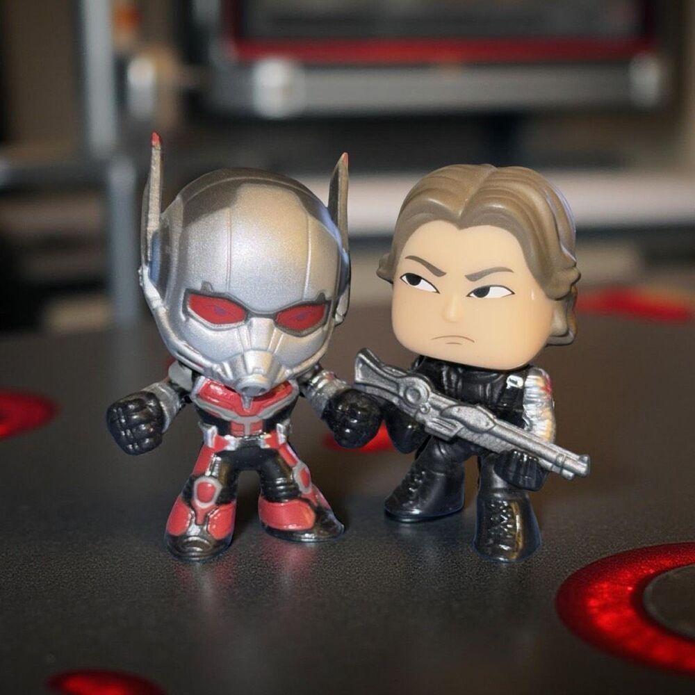Funko Pop Mini Bobble Head Marvel Winter Solider AntMan & Bucky Barnes Figures A
